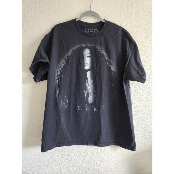 H.E.R Artist Oversized Tee 1x - Picture 1 of 5